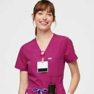 Figs Catrina One Pocket Scrub Top- Raspberry Sorbet
